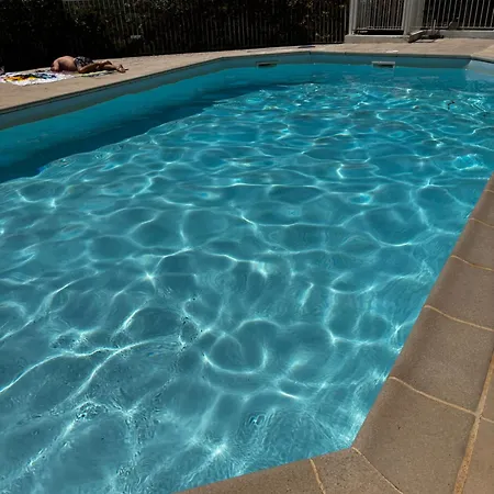 Mondello Hotellerie&consultant : De Standing 47m2 Avec Piscine Apartment